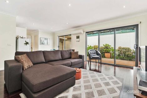 Property photo of 2A Vivienne Street Seaford VIC 3198