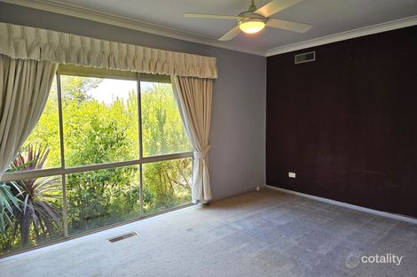 Property photo of 44 Manson Drive Melton South VIC 3338