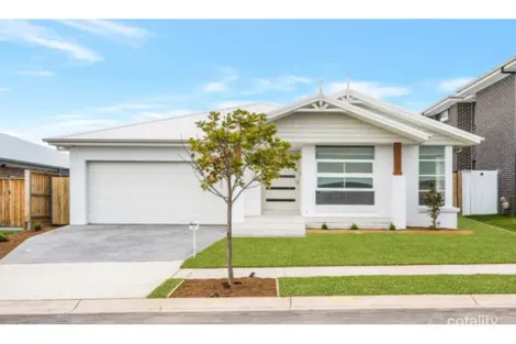 44 Merman St, Menangle Park, NSW 2563