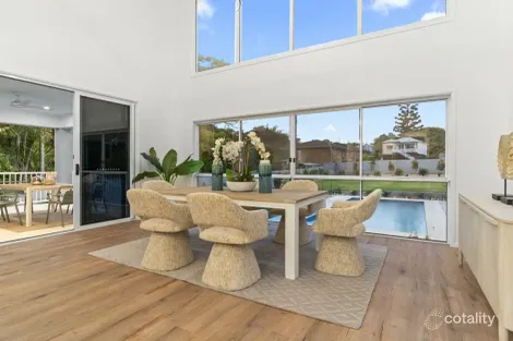 Property photo of 15 Rees Avenue Coorparoo QLD 4151