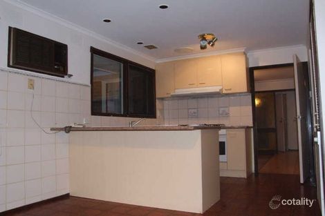 Property photo of 39 Chalcot Drive Endeavour Hills VIC 3802