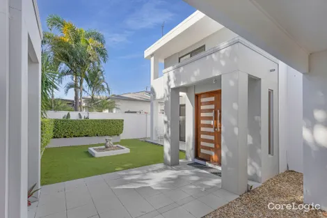 Property photo of 4 Mexicali Court Broadbeach Waters QLD 4218