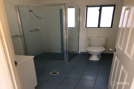 Property photo of 4 Bronte Court Bushland Beach QLD 4818