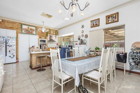 Property photo of 16 Winston Crescent Viveash WA 6056