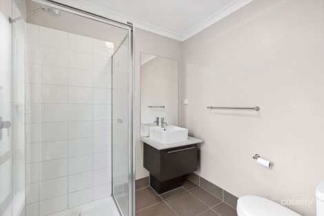 Property photo of 17 Red Fox Boulevard Brookfield VIC 3338