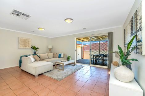 Property photo of 7 Albizia Place Jerrabomberra NSW 2619