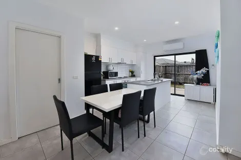 Property photo of 8/16 Chevron Street Tarneit VIC 3029