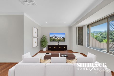 Property photo of 22 Parakeela Grove Maddington WA 6109