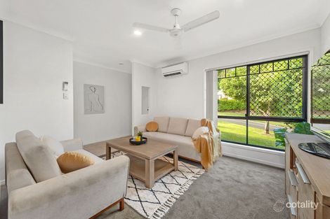 Property photo of 4 Quandong Crescent Arana Hills QLD 4054