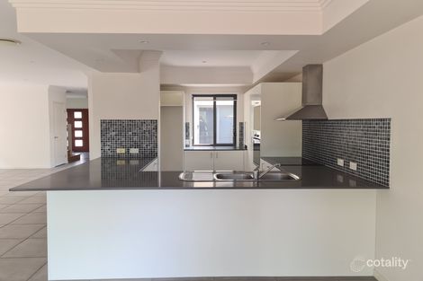 Property photo of 31 Royal Links Drive Robina QLD 4226