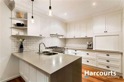 Property photo of 61 Casey Drive Lalor VIC 3075