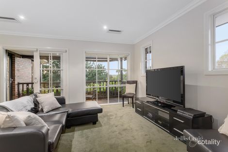 Property photo of 146 Warrigal Road Camberwell VIC 3124