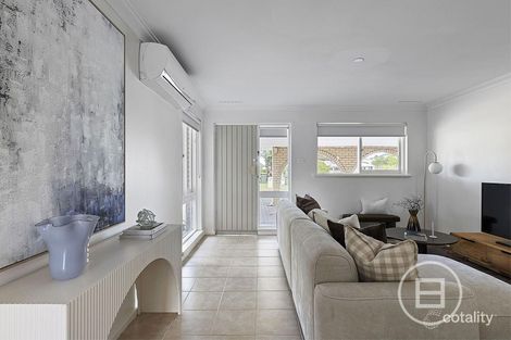 Property photo of 8A Clevedon Place Kallaroo WA 6025