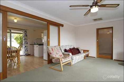 Property photo of 6 Meadow Way Hackham West SA 5163