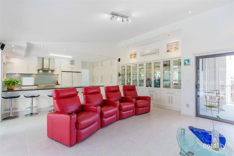 Property photo of 19 Warrawee Avenue Ashmore QLD 4214