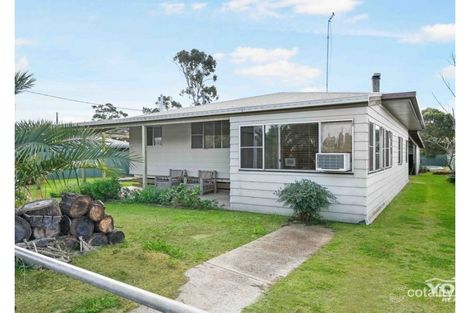 Property photo of 27 High Street Wyreema QLD 4352