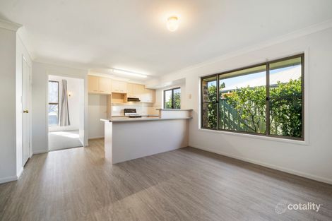 Property photo of 8 Poinsettia Court Middle Ridge QLD 4350