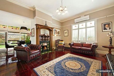 Property photo of 7 Dorothy Avenue Glen Huntly VIC 3163