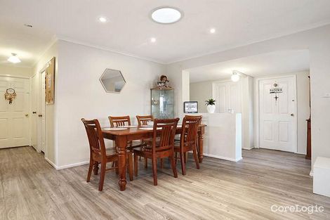 Property photo of 19 Trebbiano Place Eschol Park NSW 2558