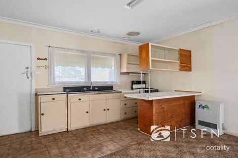 Property photo of 10 Jenkins Street California Gully VIC 3556