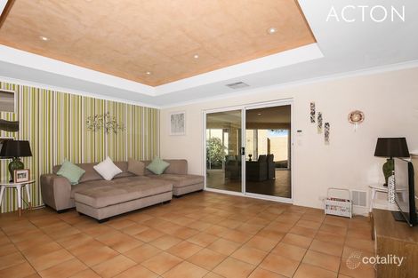 Property photo of 36 Endeavour Circle Wannanup WA 6210