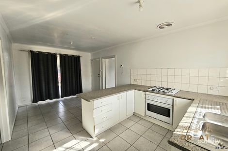 Property photo of 2/92 Benjamin Street Sunshine VIC 3020