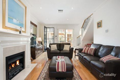 Property photo of 2/10 Lalbert Crescent Prahran VIC 3181