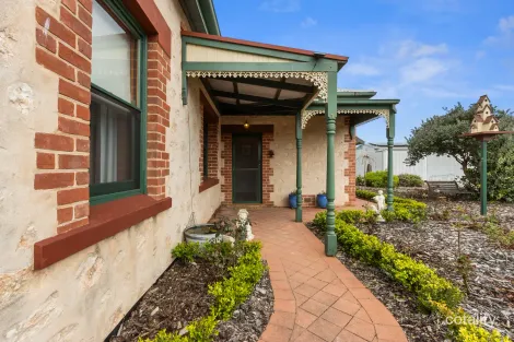 7 Fifth St, Minlaton, SA 5575