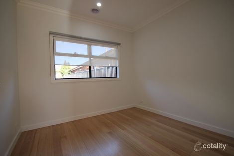 2/33 Compton St, Reservoir, VIC 3073