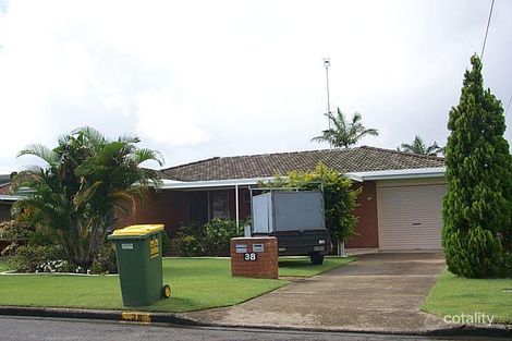38 Denawen St, Palm Beach, QLD 4221