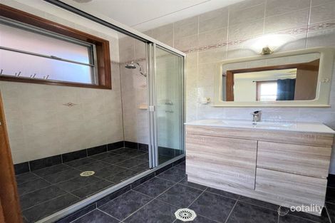 Property photo of 4 Lyell Street Bossley Park NSW 2176