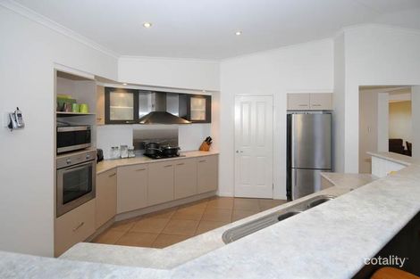 Property photo of 17 William Avenue Yamba NSW 2464