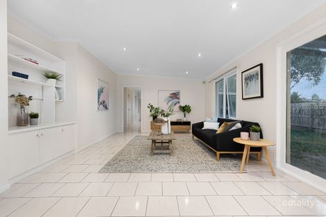 2 Goulburn Dr, Rowville, VIC 3178