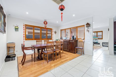 Property photo of 6 Greenside Crescent Keysborough VIC 3173