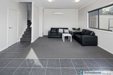 Property photo of 2 Parkhurst Drive Cranbourne East VIC 3977