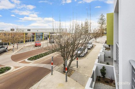 Property photo of 178 Boardwalk Boulevard Halls Head WA 6210
