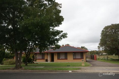 73 Canambe St, Armidale, NSW 2350
