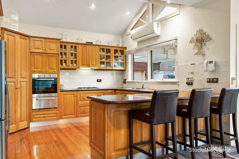 Property photo of 4 Helen View Glenroy VIC 3046