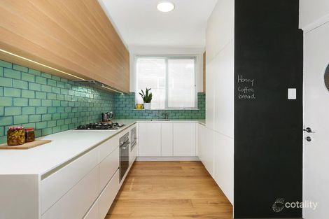 Property photo of 2/47 Westbury Street St Kilda East VIC 3183
