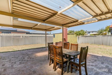 Property photo of 2 Brixham Way Warnbro WA 6169