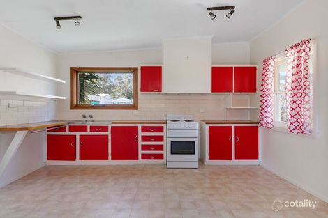 Property photo of 45 Ocean View Parade Lakes Entrance VIC 3909