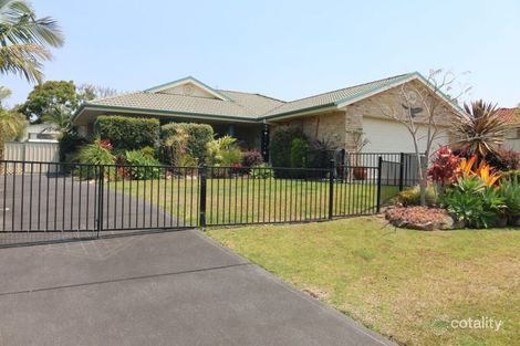 Property photo of 6 Meers Drive Black Head NSW 2430