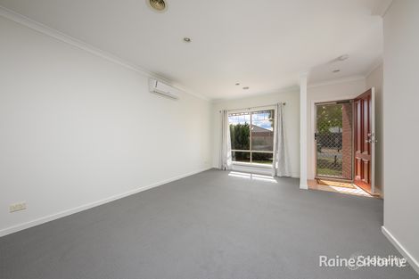 Property photo of 17 Higgs Circuit Sunbury VIC 3429