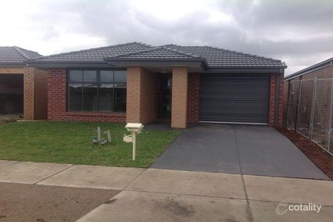 19 Challenger Cct, Cranbourne East, VIC 3977