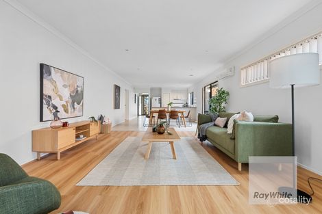 Property photo of 12 Jackaroo Street Mernda VIC 3754