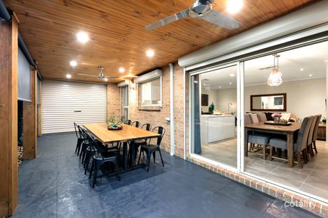 Property photo of 4 Normanton Place Berwick VIC 3806