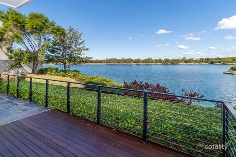 Property photo of 6071 Lugano Drive Hope Island QLD 4212
