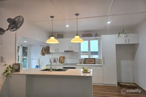 4 Eagle St, Slade Point, QLD 4740
