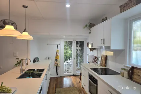 Property photo of 4 Eagle Street Slade Point QLD 4740