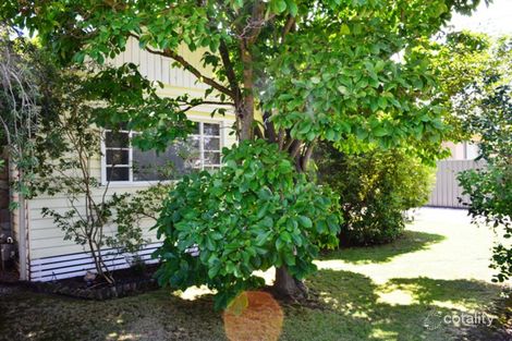 Property photo of 18 Hall Street Mooroopna VIC 3629